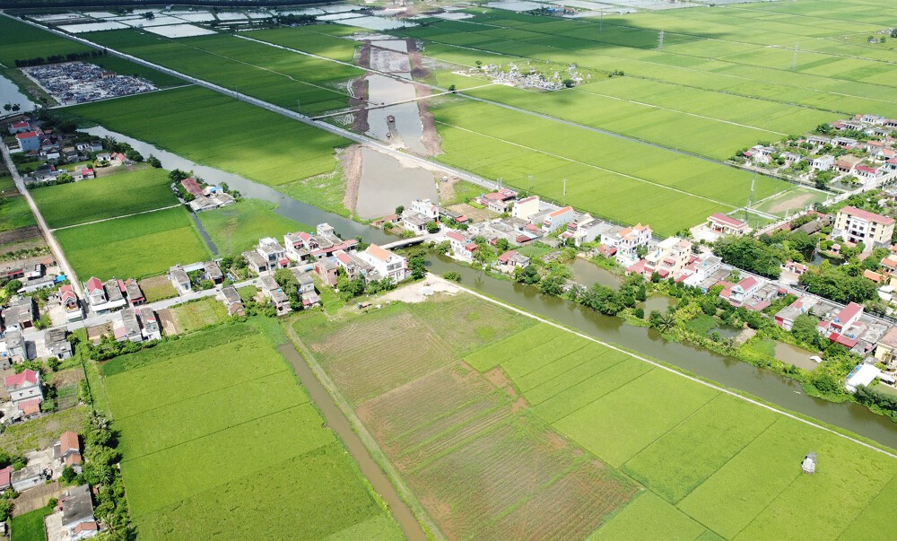 CTCP ĐẦU TƯ HẠ TẦNG ĐÔNG SƠN THI CÔNG DỰ ÁN TUYẾN ĐƯỜNG BỘ MỚI NAM ĐỊNH - LẠC QUẦN - ĐƯỜNG BỘ VEN BIỂN